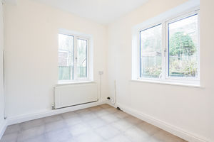 Photo 25- click for photo gallery